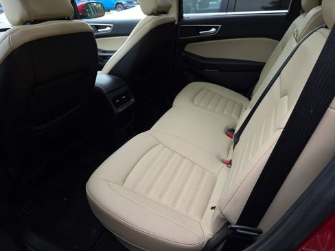 Used 2020 Ford Edge SEL w/ Convenience Package AWD/4WD image 15