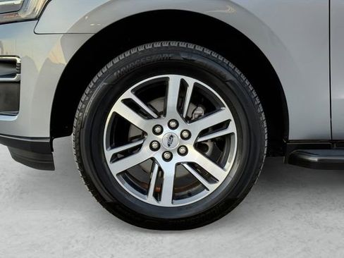 Used 2024 Ford Expedition Max Limited image 23