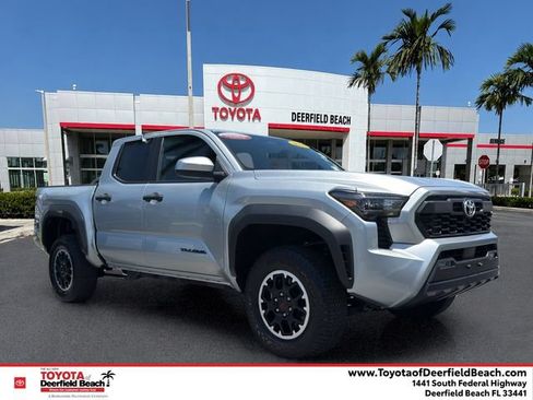 Used 2024 Toyota Tacoma TRD Off-Road AWD/4WD image 1