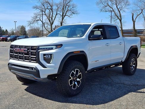 New 2025 GMC Canyon AT4 w/ AT4X Package AWD/4WD image 10