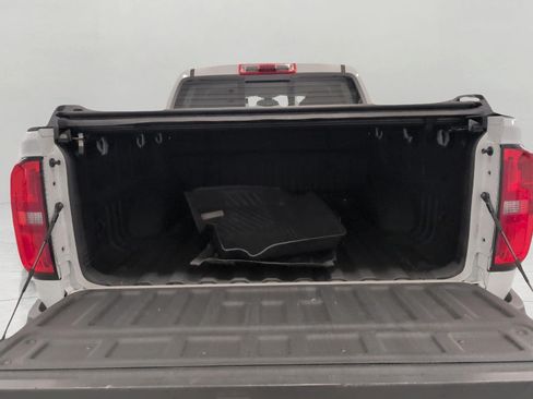 Used 2019 Chevrolet Colorado ZR2 w/ Colorado ZR2 Bison Edition AWD/4WD image 18
