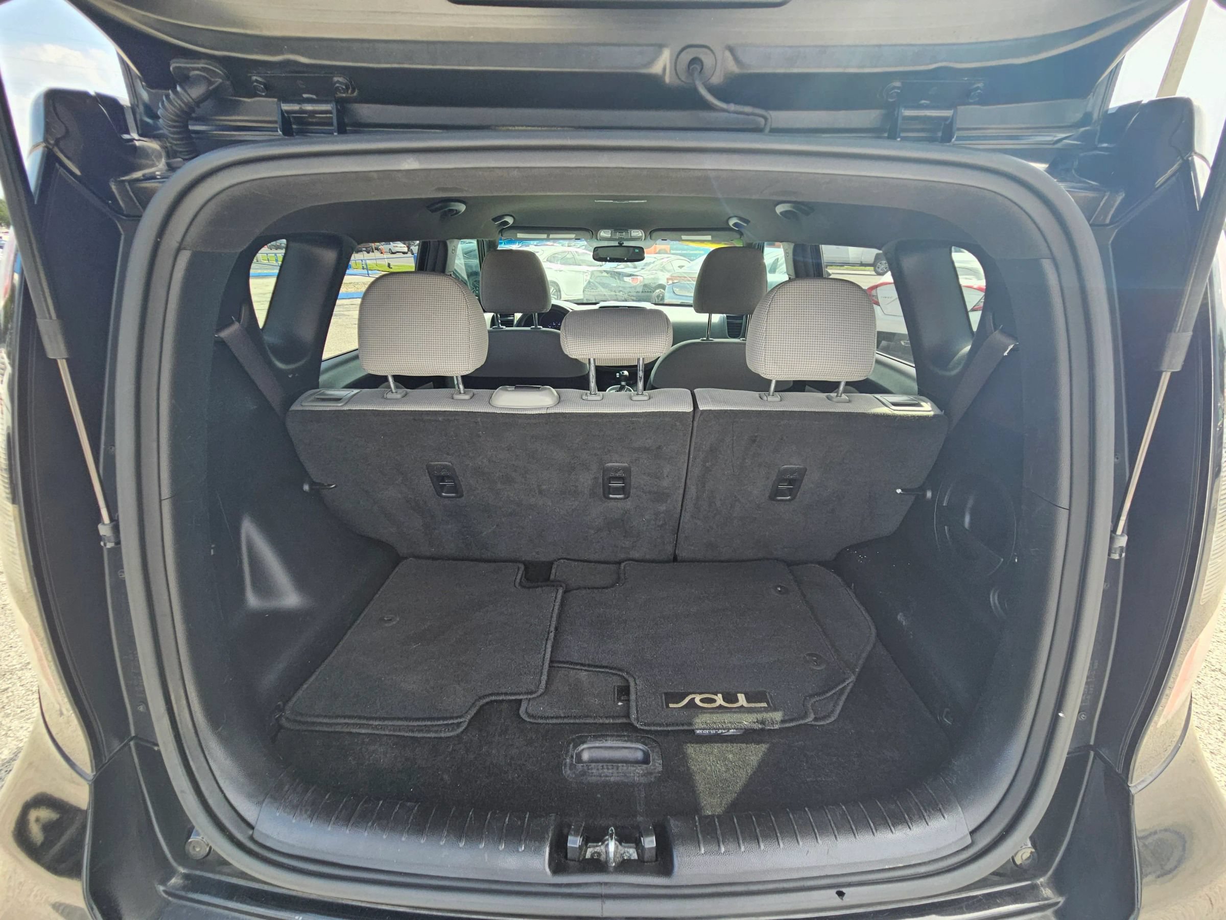 Used 2017 Kia Soul FWD image 17