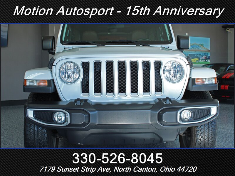 Used 2019 Jeep Wrangler Unlimited Sahara w/ Cold Weather Group AWD/4WD image 3