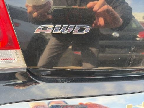 Used 2018 Chrysler 300 Limited image 7