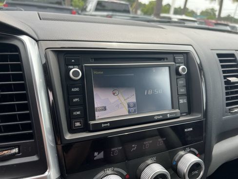 Used 2019 Toyota Sequoia Limited AWD/4WD image 23