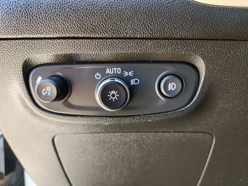 Used 2020 Buick Encore GX Select w/ Experience Buick Package image 12