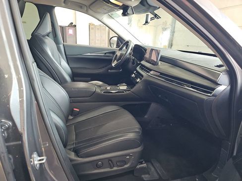 Certified 2023 INFINITI QX60 Luxe w/ Vision Package AWD/4WD image 5