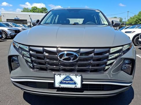 Used 2024 Hyundai Tucson SE AWD/4WD image 2