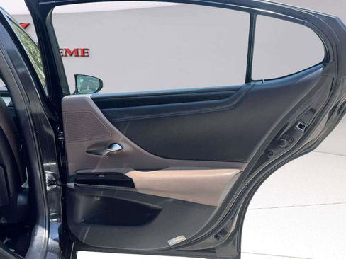 Used 2024 Lexus ES 350 w/ Premium Package FWD image 42