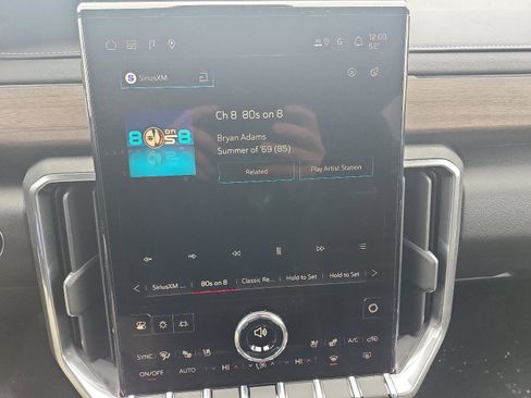 New 2026 GMC Acadia Denali Ultimate image 14