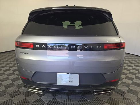 New 2025 Land Rover Range Rover Sport SE AWD/4WD image 6