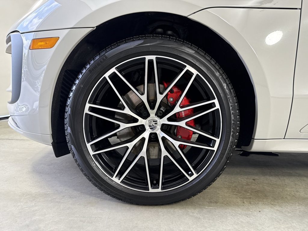 Certified 2025 Porsche Macan S AWD/4WD image 13
