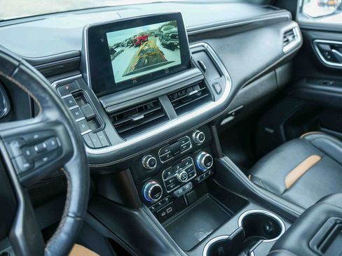 Used 2022 GMC Yukon AT4 image 41