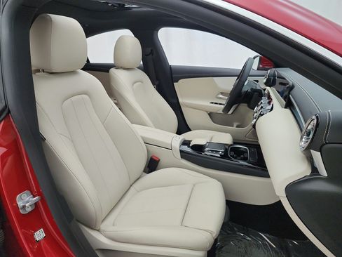 Certified 2023 Mercedes-Benz CLA 250 4MATIC image 19