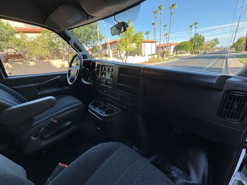 Used 2025 GMC Savana 2500 w/ Driver Convenience Package RWD image 19