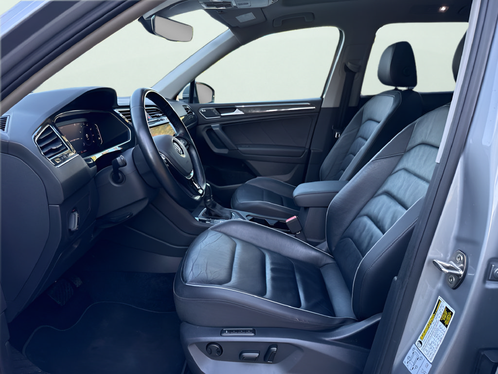 Used 2019 Volkswagen Tiguan SEL Premium AWD/4WD image 19
