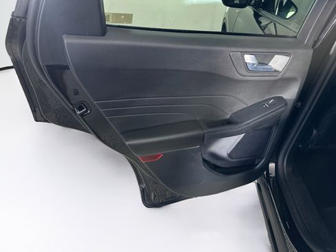 Used 2025 Ford Escape ST-Line AWD/4WD image 26