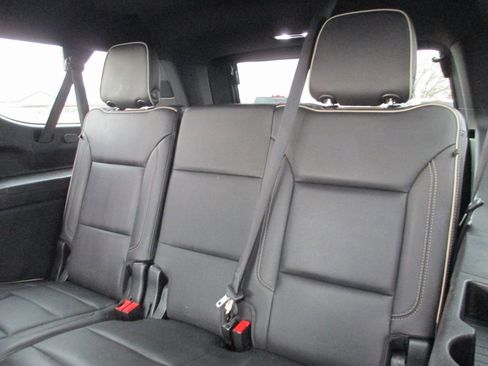Certified 2021 GMC Yukon XL SLT w/ SLT Premium Package image 21