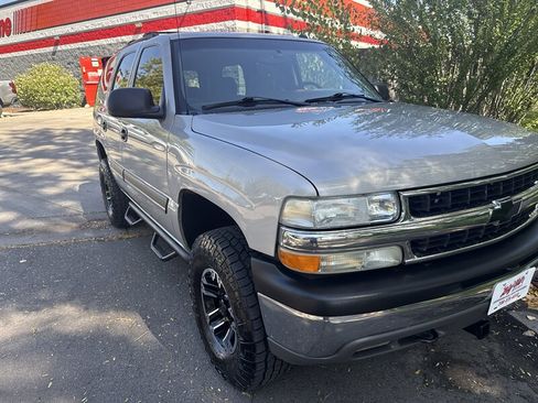 Used 2005 Chevrolet Tahoe LS AWD/4WD image 15