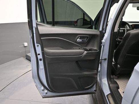 Used 2023 Honda Ridgeline RTL image 32