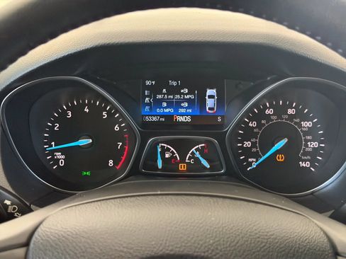 Used 2015 Ford Focus Titanium FWD image 34