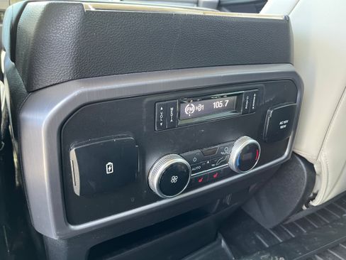 Used 2019 Ford Expedition Platinum AWD/4WD image 12