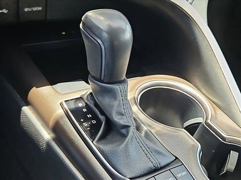 Used 2024 Toyota Camry XSE FWD image 12