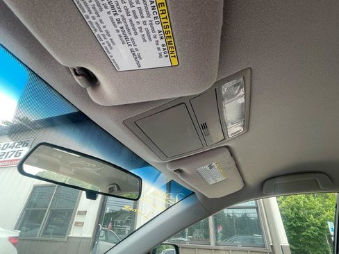 Used 2010 Toyota Camry LE FWD image 18