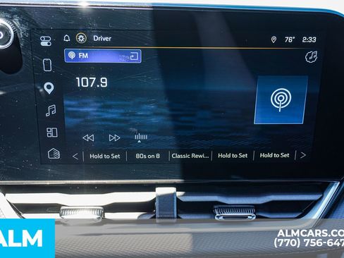 Used 2026 Chevrolet Equinox LT FWD image 43