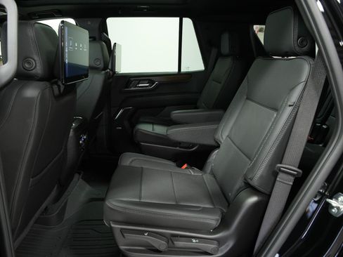 New 2026 GMC Yukon Denali w/ Denali Reserve Package AWD/4WD image 25