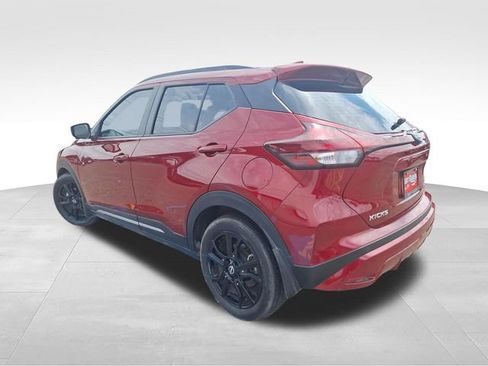 Certified 2024 Nissan Kicks SR w/ SR Premium Package FWD image 6