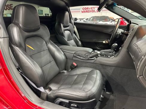 Used 2012 Chevrolet Corvette Grand Sport w/ 3LT Preferred Equipment Group RWD image 9
