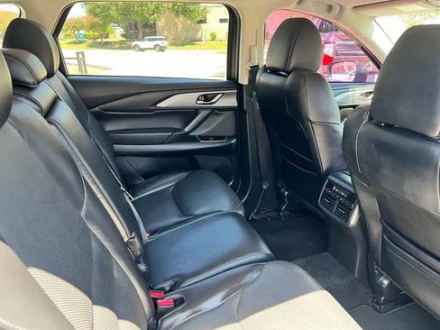Used 2020 MAZDA CX-9 Touring FWD image 44