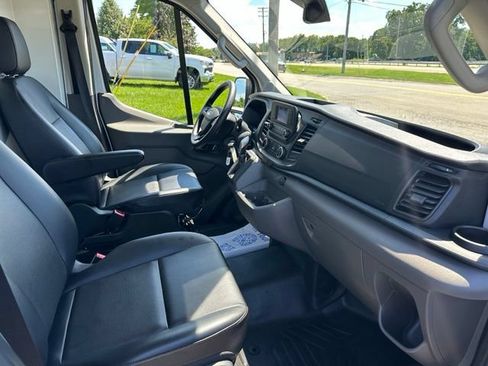 Used 2025 Ford Transit 250 148 Medium Roof Extended AWD w/ Load Area Protection Package image 18