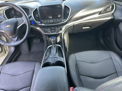 Used 2017 Chevrolet Volt Premier w/ Driver Confidence II Package image 5