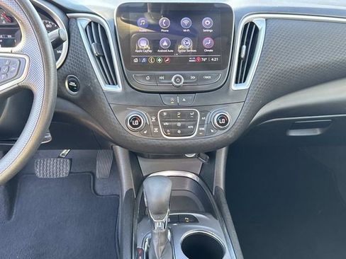 Used 2024 Chevrolet Malibu LT image 31