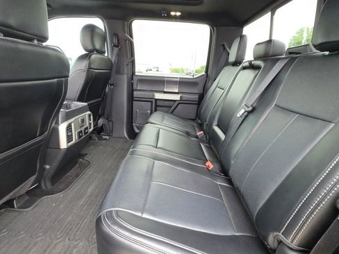 Used 2018 Ford F150 Lariat w/ Equipment Group 502A Luxury AWD/4WD image 13