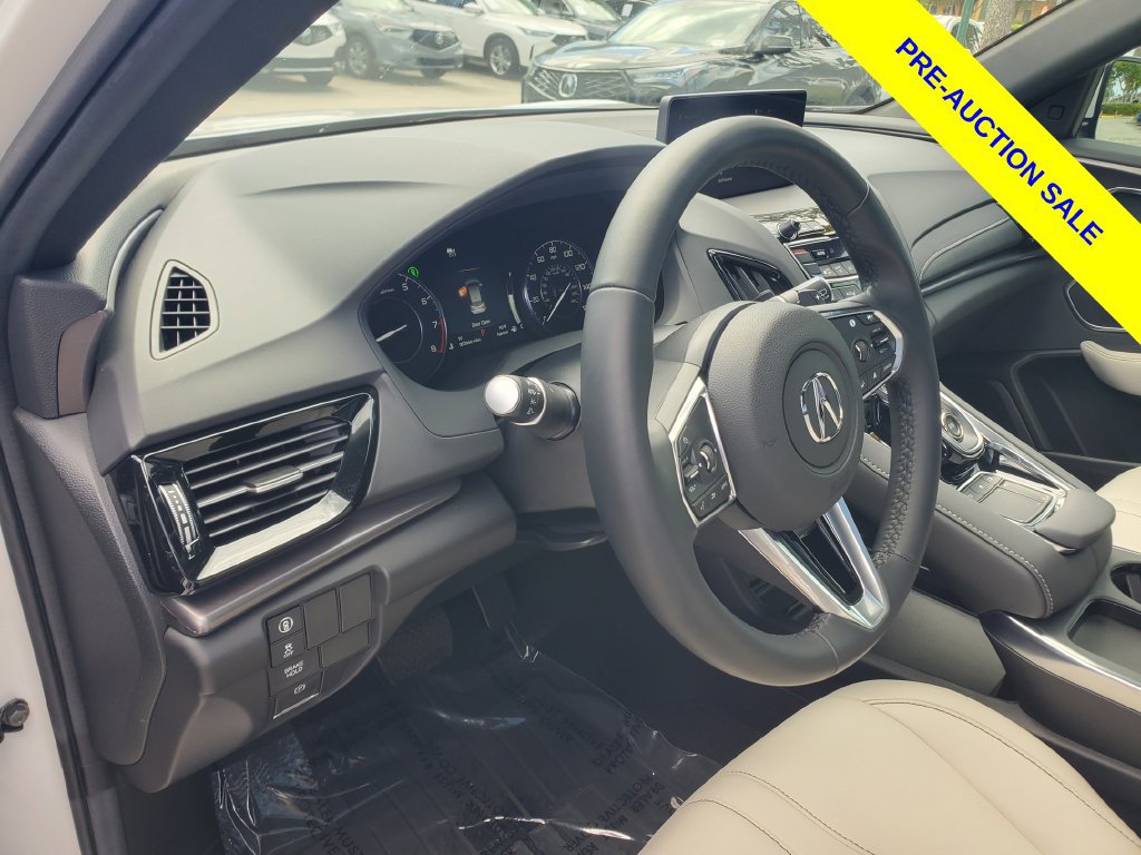 Used 2025 Acura RDX SH-AWD image 15