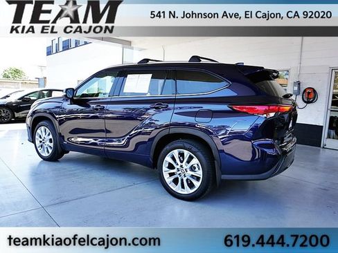 Used 2023 Toyota Highlander Limited AWD/4WD image 7