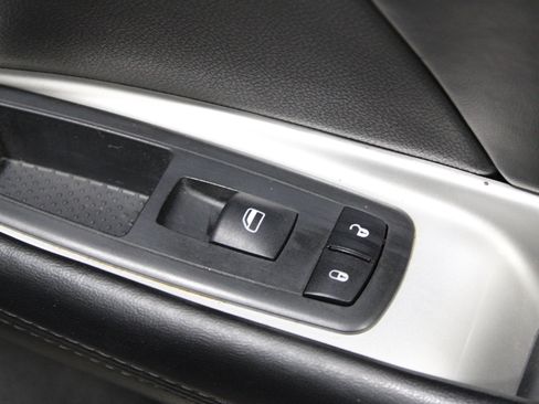 Used 2020 Dodge Journey SE w/ SE Popular Equipment Group FWD image 35