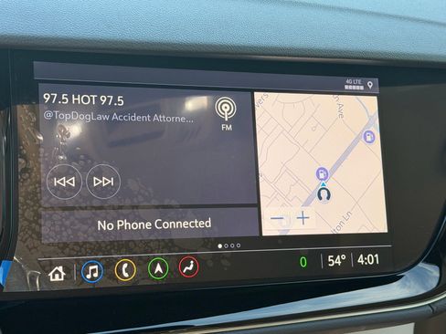 Used 2022 Buick Envision Avenir w/ Technology Package II image 26