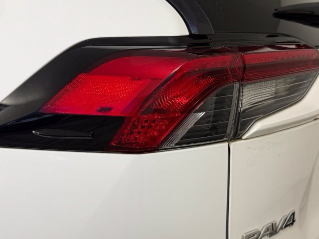 Used 2019 Toyota RAV4 XLE FWD image 13