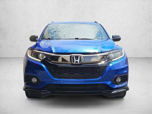 Used 2021 Honda HR-V Sport image 2