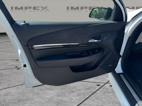 Used 2017 Chevrolet SS RWD image 18