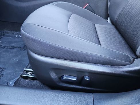 Used 2025 Nissan Altima 2.5 SV image 22