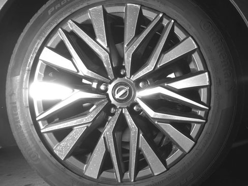 Used 2025 Nissan Altima 2.5 SV FWD image 15