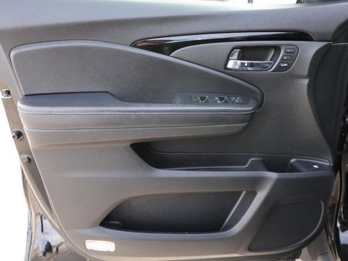 Used 2020 Honda Ridgeline RTL-E image 12