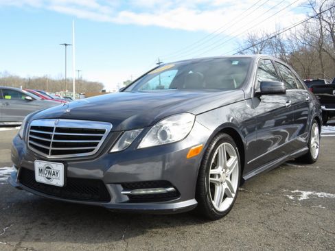 Used 2013 Mercedes-Benz E 350 4MATIC Sedan image 1