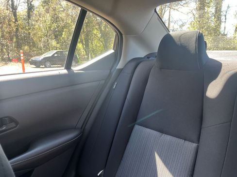 Used 2025 Nissan Sentra SV image 37