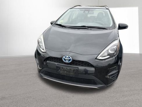Used 2018 Toyota Prius C Three FWD image 5